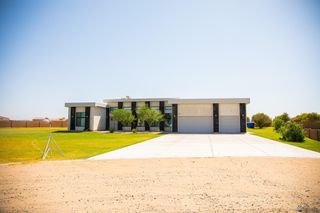 12815 S Greenview Way, Yuma, AZ 85365