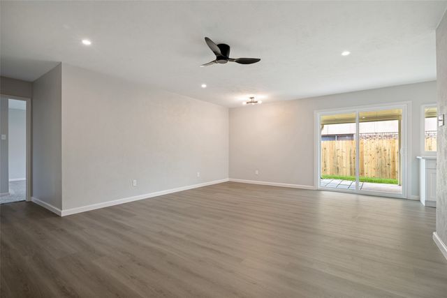 2909 Flagstone Drive, Garland, TX 75044