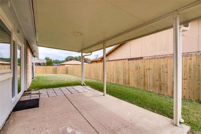 2909 Flagstone Drive, Garland, TX 75044