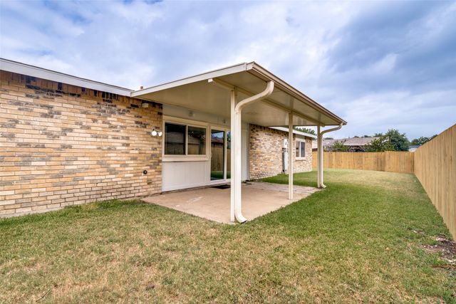 2909 Flagstone Drive, Garland, TX 75044