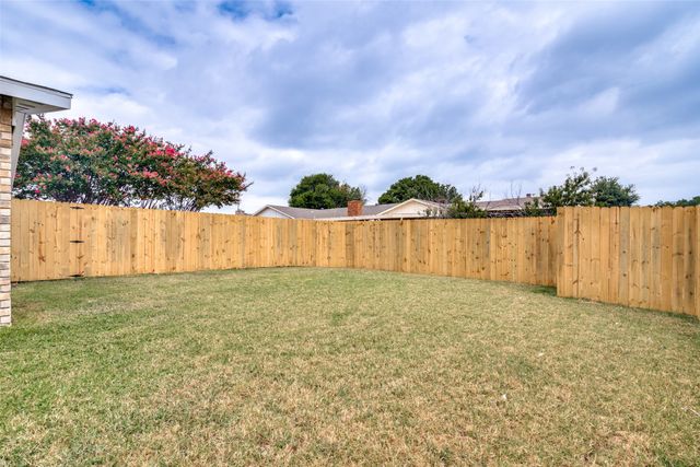 2909 Flagstone Drive, Garland, TX 75044