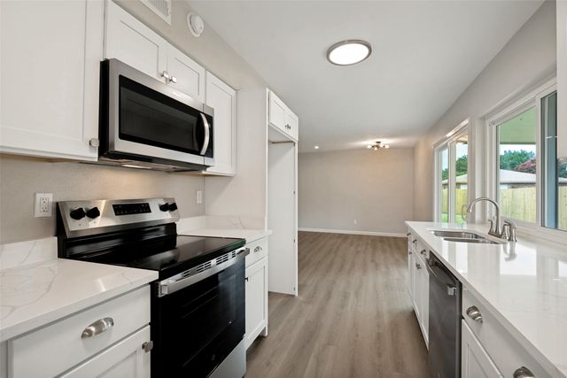 2909 Flagstone Drive, Garland, TX 75044
