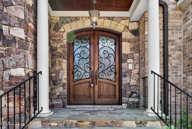 5901 Charleycote Drive, Raleigh, NC 27614