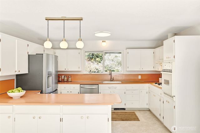 2209 NE 177th Street, Shoreline, WA 98155