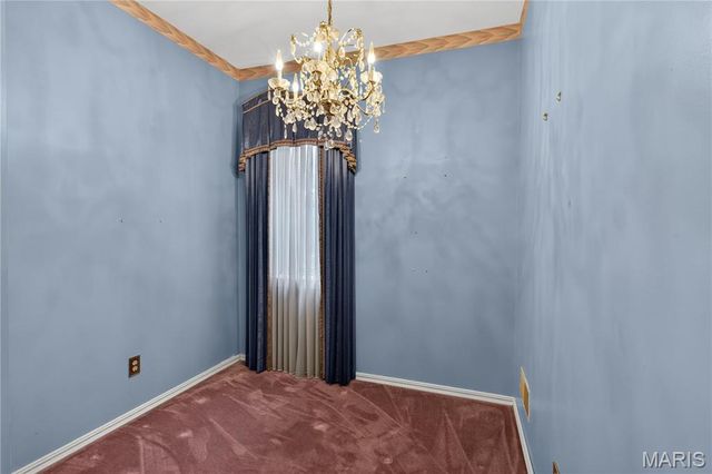 1392 Burd Avenue, St Louis, MO 63112