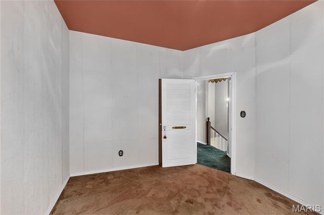 1392 Burd Avenue, St Louis, MO 63112