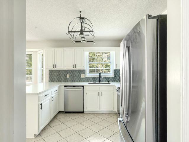 108 Heron Lane, Goose Creek, SC 29445