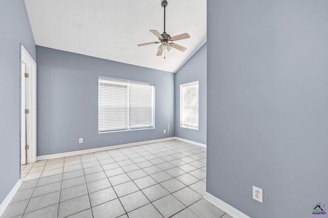 2200 A S Hwy 41, Perry, GA 31069