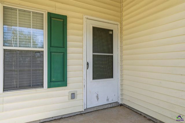 2200 A S Hwy 41, Perry, GA 31069
