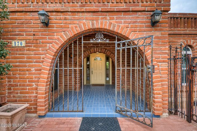 170 S Irving Avenue, Tucson, AZ 85711