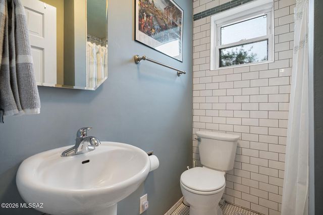 170 S Irving Avenue, Tucson, AZ 85711