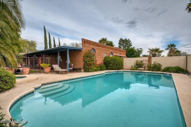170 S Irving Avenue, Tucson, AZ 85711