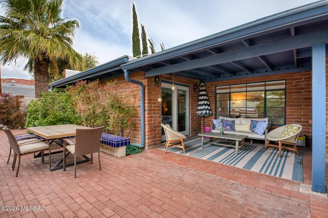 170 S Irving Avenue, Tucson, AZ 85711