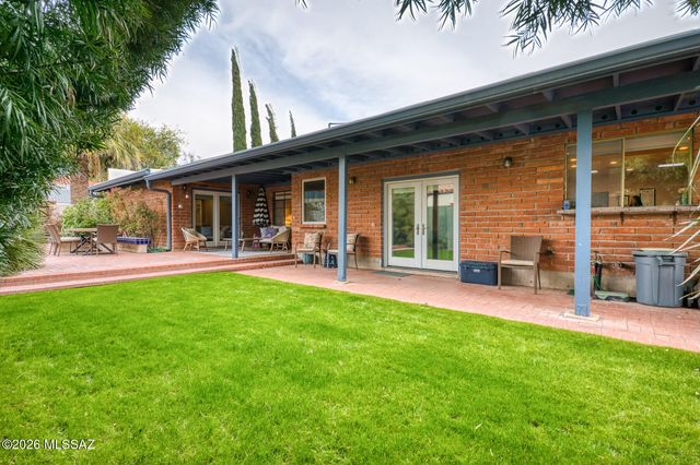 170 S Irving Avenue, Tucson, AZ 85711