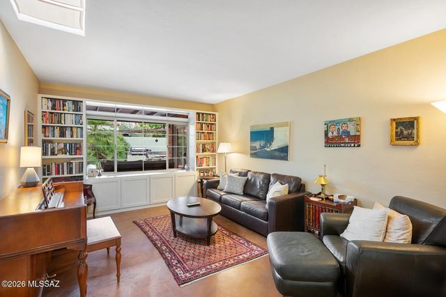 170 S Irving Avenue, Tucson, AZ 85711