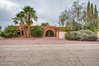 170 S Irving Avenue, Tucson, AZ 85711