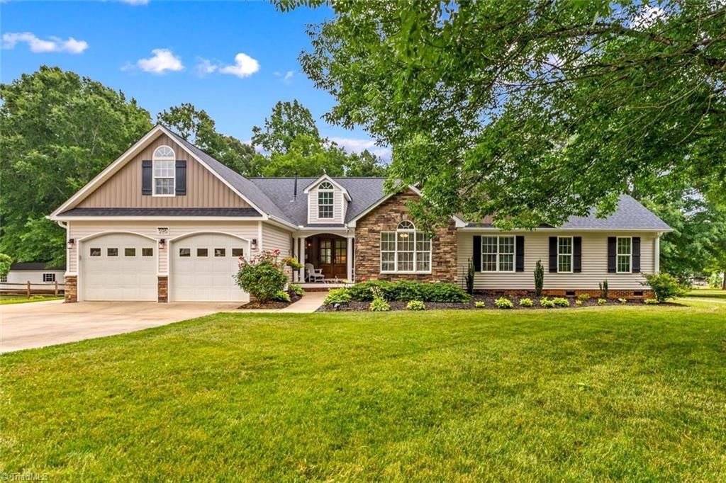 596 Maple Ridge Circle, Salisbury, NC 28147