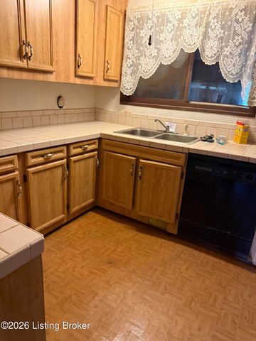 1814 Rowan St, Louisville, KY 40203