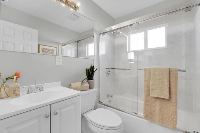 1786 Via Chorro, San Lorenzo, CA 94580