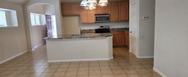 2121 Kingsdale Court, Mckinney, TX 75071