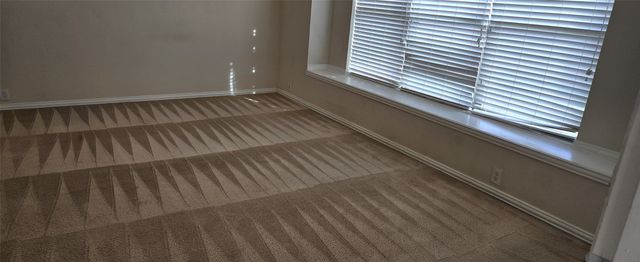 2121 Kingsdale Court, Mckinney, TX 75071