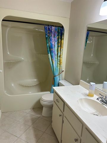 12714 Pleasant Forest Dr, Little Rock, AR 72212