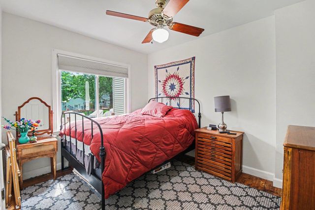 88 Hill Circle Drive, Waterford, MI 48328
