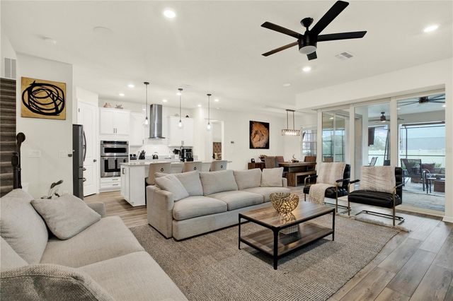 19234 MOSSY PINE DRIVE, Tampa, FL 33647