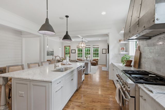 508 Lynnwood Blvd, Nashville, TN 37205