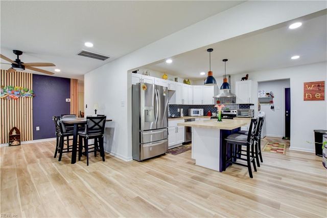 111 Francis ST, Portsmouth, VA 23702