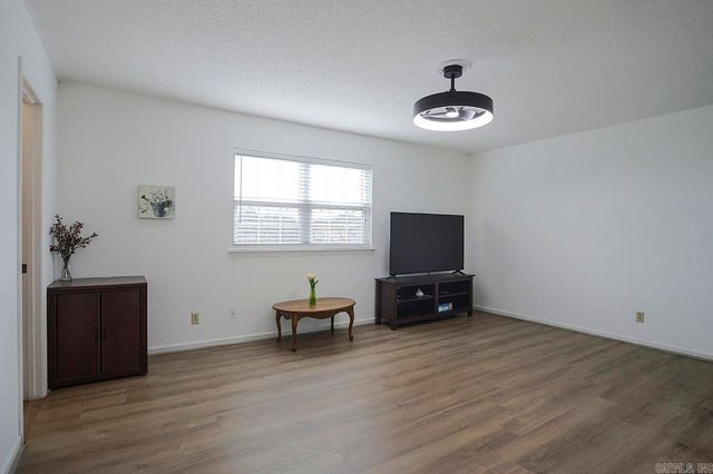 1121 Briar Creek, Little Rock, AR 72211