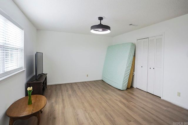 1121 Briar Creek, Little Rock, AR 72211