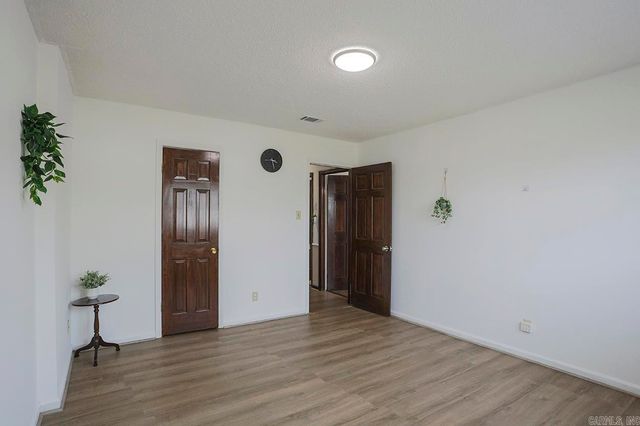 1121 Briar Creek, Little Rock, AR 72211