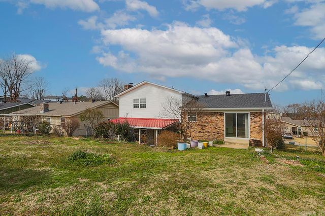 1121 Briar Creek, Little Rock, AR 72211