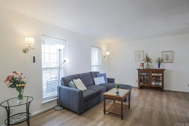 1121 Briar Creek, Little Rock, AR 72211