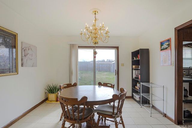 1121 Briar Creek, Little Rock, AR 72211