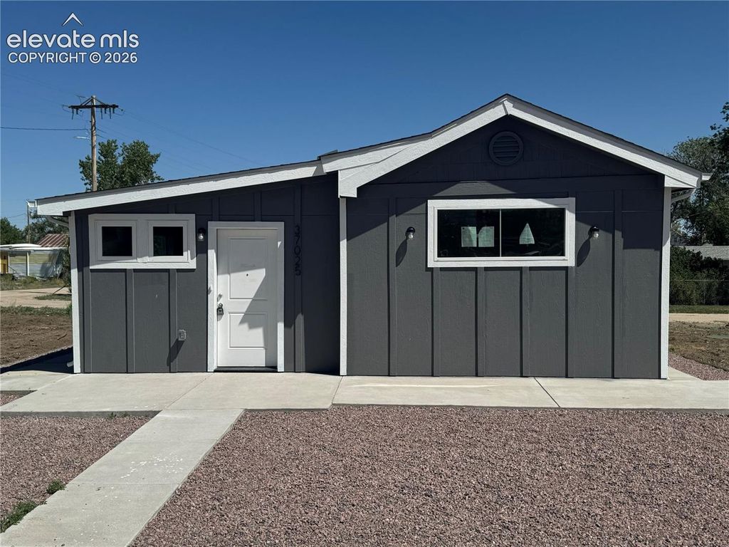 37025 Highway 24, Matheson, CO 80830 — exterior
