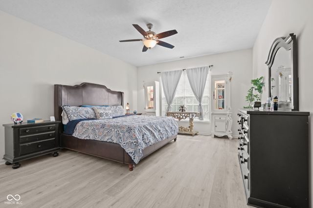 5976 Chazimal Street, Plainfield, IN 46168