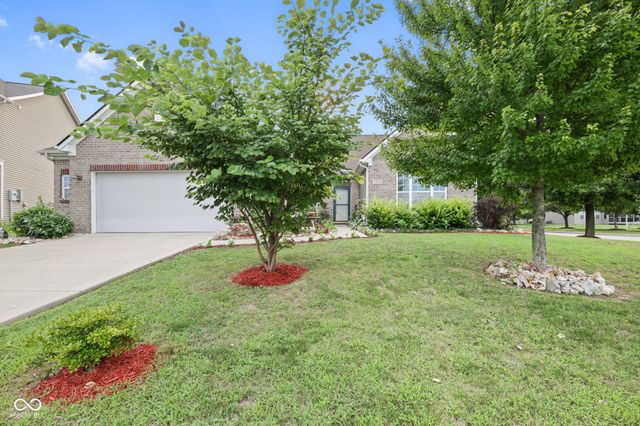 5976 Chazimal Street, Plainfield, IN 46168