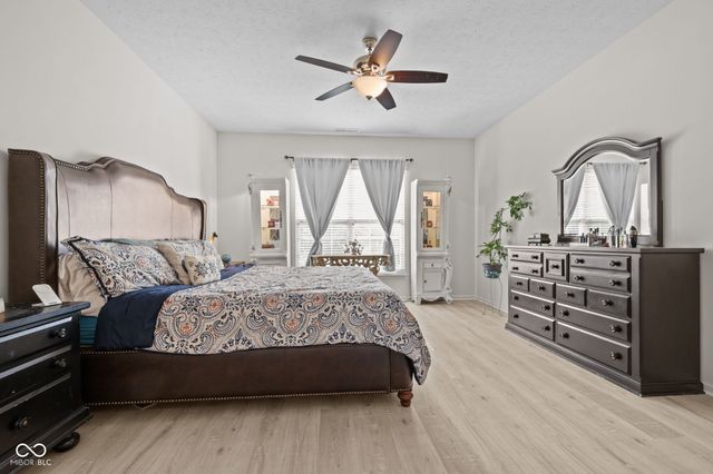 5976 Chazimal Street, Plainfield, IN 46168