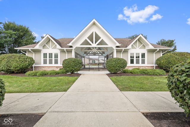 5976 Chazimal Street, Plainfield, IN 46168