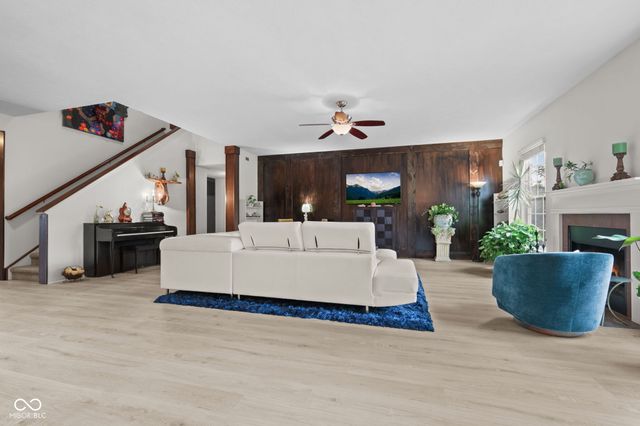 5976 Chazimal Street, Plainfield, IN 46168