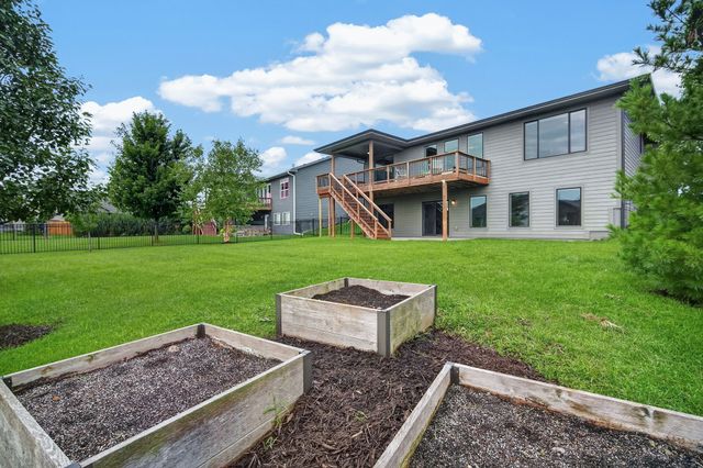 2609 NW Rockwood Lane, Grimes, IA 50111