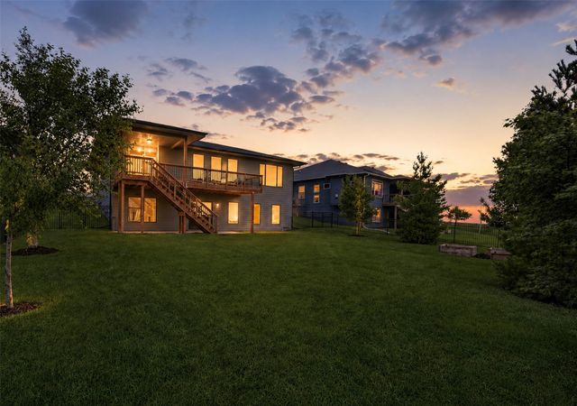 2609 NW Rockwood Lane, Grimes, IA 50111
