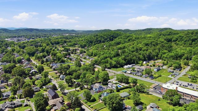 920 Holston Avenue, Bristol, TN 37620