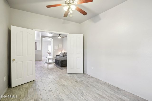 10466 E OBISPO Avenue, Mesa, AZ 85212