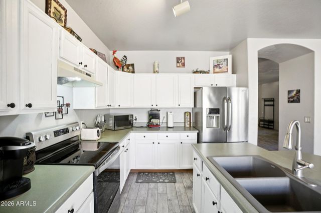 10466 E OBISPO Avenue, Mesa, AZ 85212