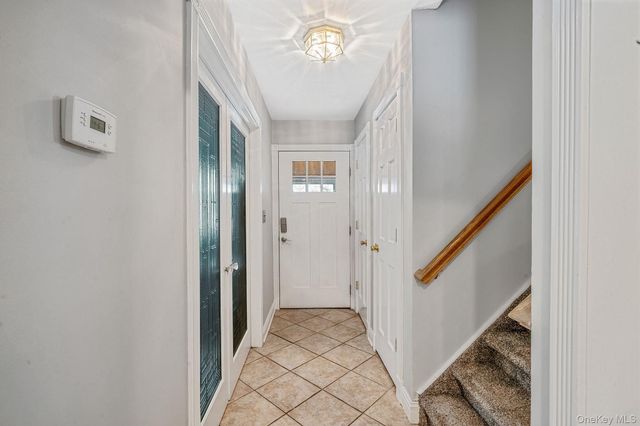 132 Gladstone Avenue, West Islip, NY 11795