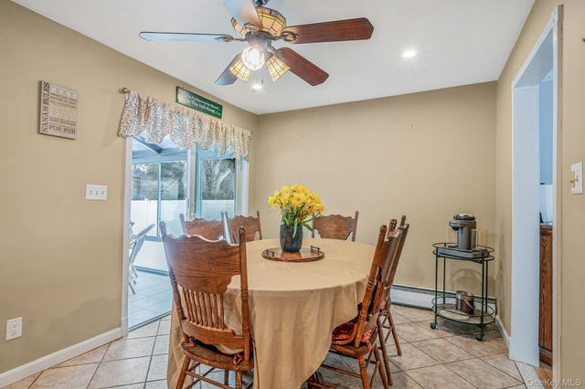 132 Gladstone Avenue, West Islip, NY 11795