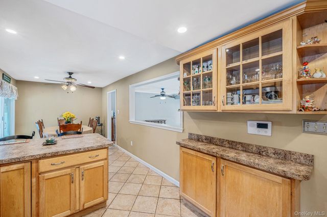 132 Gladstone Avenue, West Islip, NY 11795